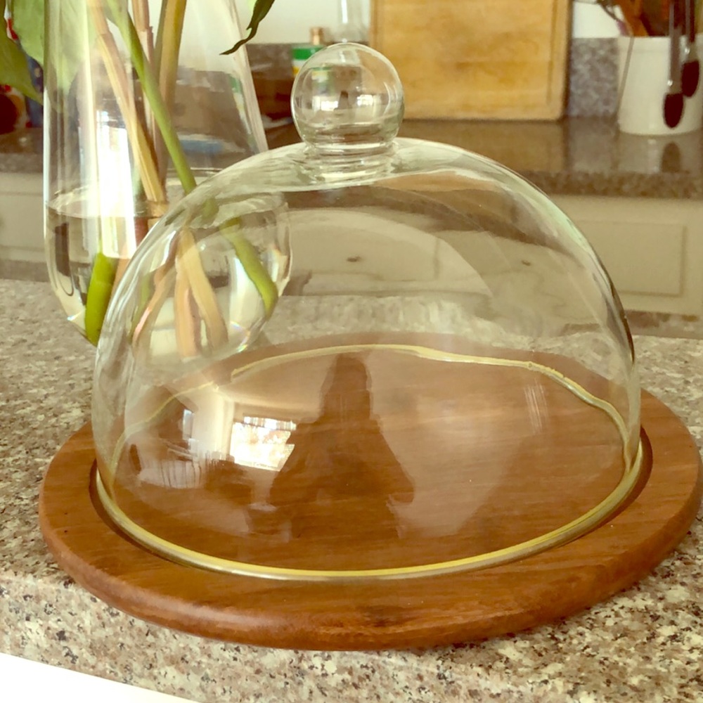 Target cheese /bread/ desert glass dome!